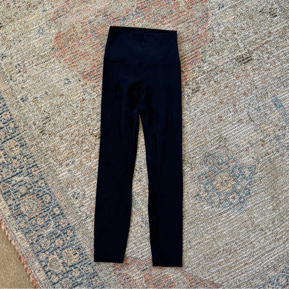Lululemon wunder under leggings black full length size 4 great condition!